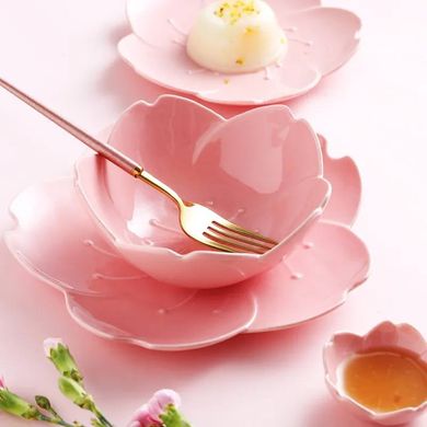 Комплект тарелок "Сакура" в виде розовых цветков