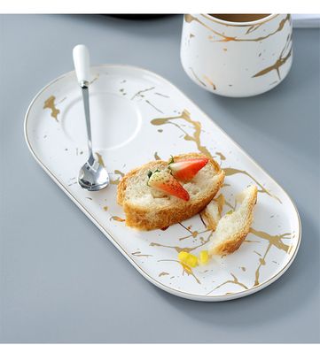 Фарфорофая чашка с длинным блюдцем "Белый мрамор" для чая