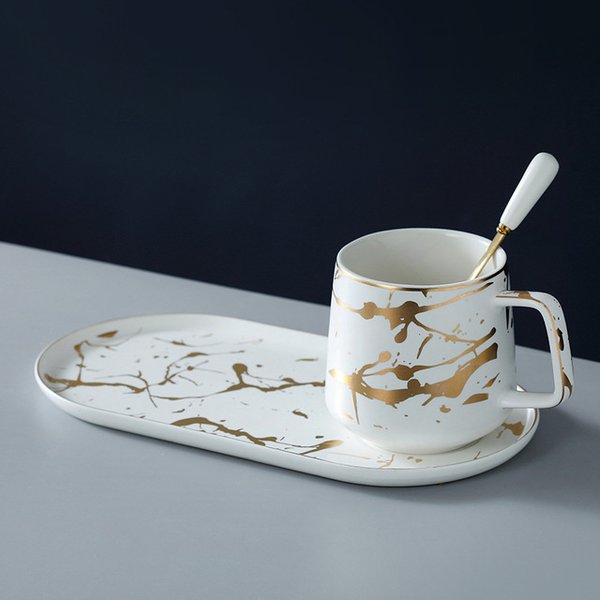 Порцелянова чашка з довгим блюдцем "Білий мармур" для чаю