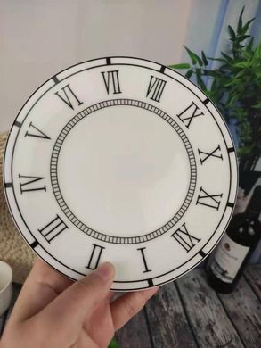 Обеденная фарфоровая тарелка "Время" белая 26,5 см